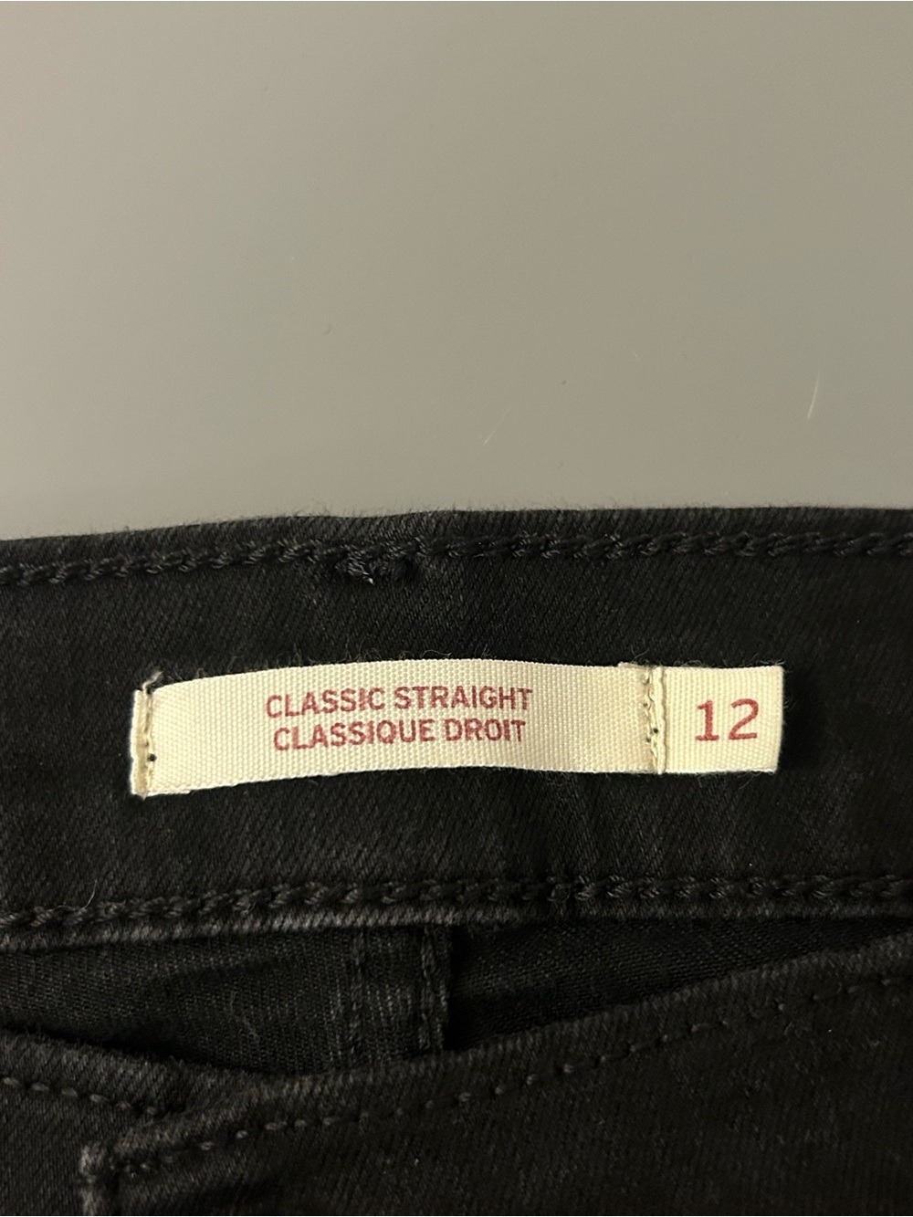 Levi's Women's Classic Straight Black Skinny Jeans Size 12 - Picture 5 of 8